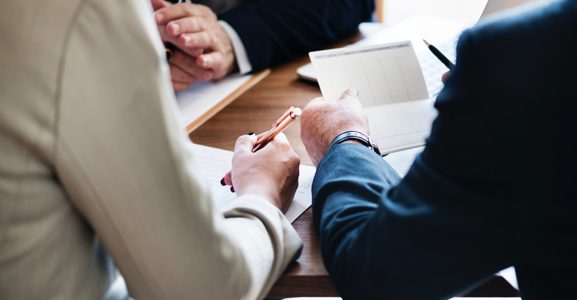 consultoria marketing, consultoria, consultoria marketing porto, consultora, consultora marketing, consulting services, serviços de consultoria, marketing estrategico, plano de marketing, squadra, squadra porto, marca, portefolio, vendas, comercial, como fazer um plano de vendas, como aumentar vendas, market intelligence, análise de mercado, análise concorrencial, análise concorrência, gestão da inovação de marketing, criação de produto